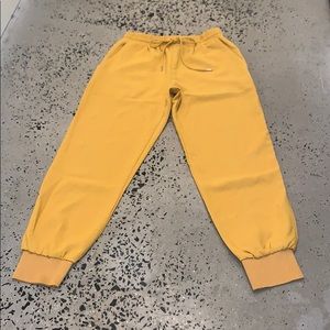 💥Fashion Nova Leyle Joger Pants